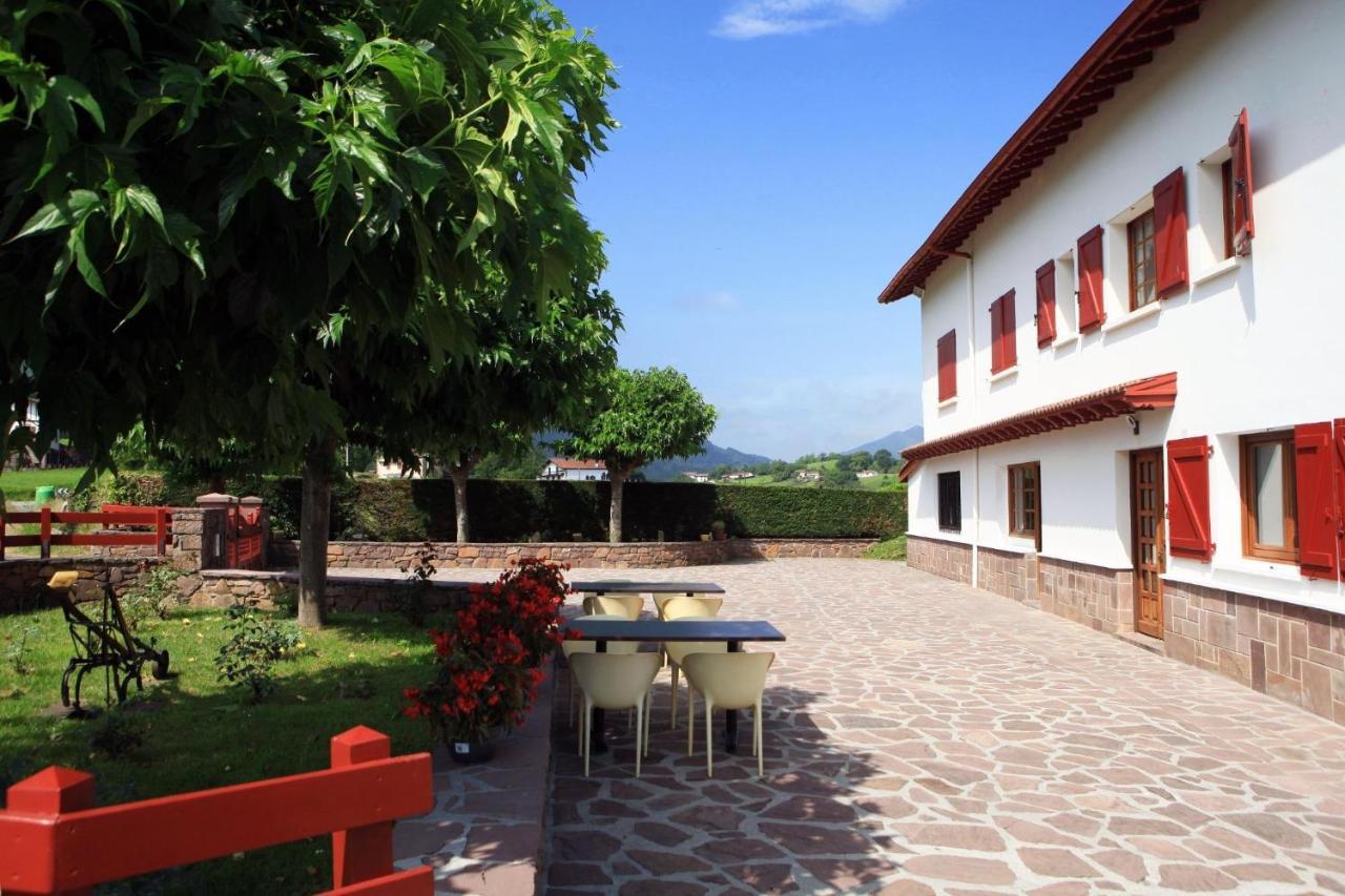 Apartamentos Armua Zugarramurdi Buitenkant foto