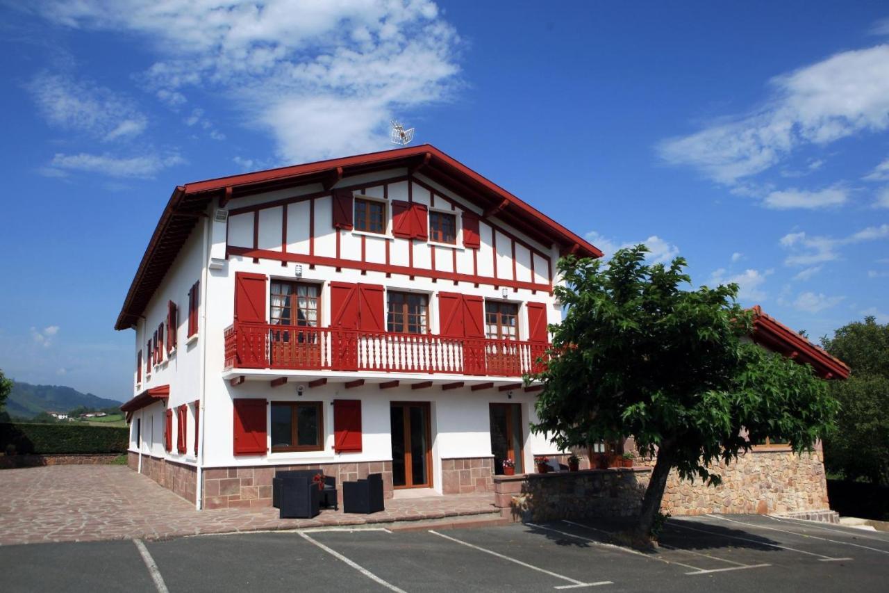 Apartamentos Armua Zugarramurdi Buitenkant foto